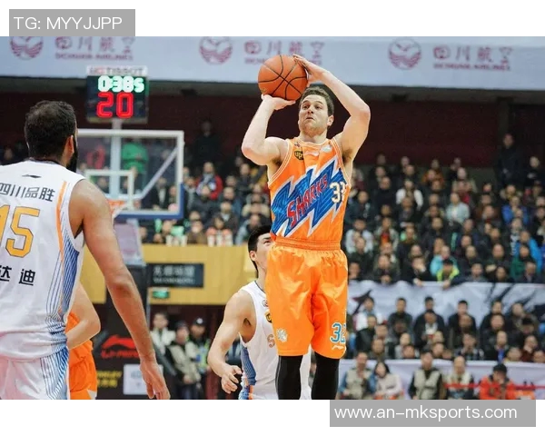 12.18CBA战报：弗雷戴特35分16篮板，上海火力全开击败广厦展现冠军气势