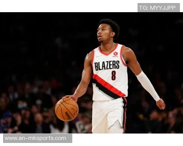 难阻失利!布兰登·威廉姆斯11中6拿到18分3板4助,三分4中2再显英雄本色 难阻失利!布兰登·威廉姆斯11中6拿到18分3板4助,三分4中2再显英雄本色